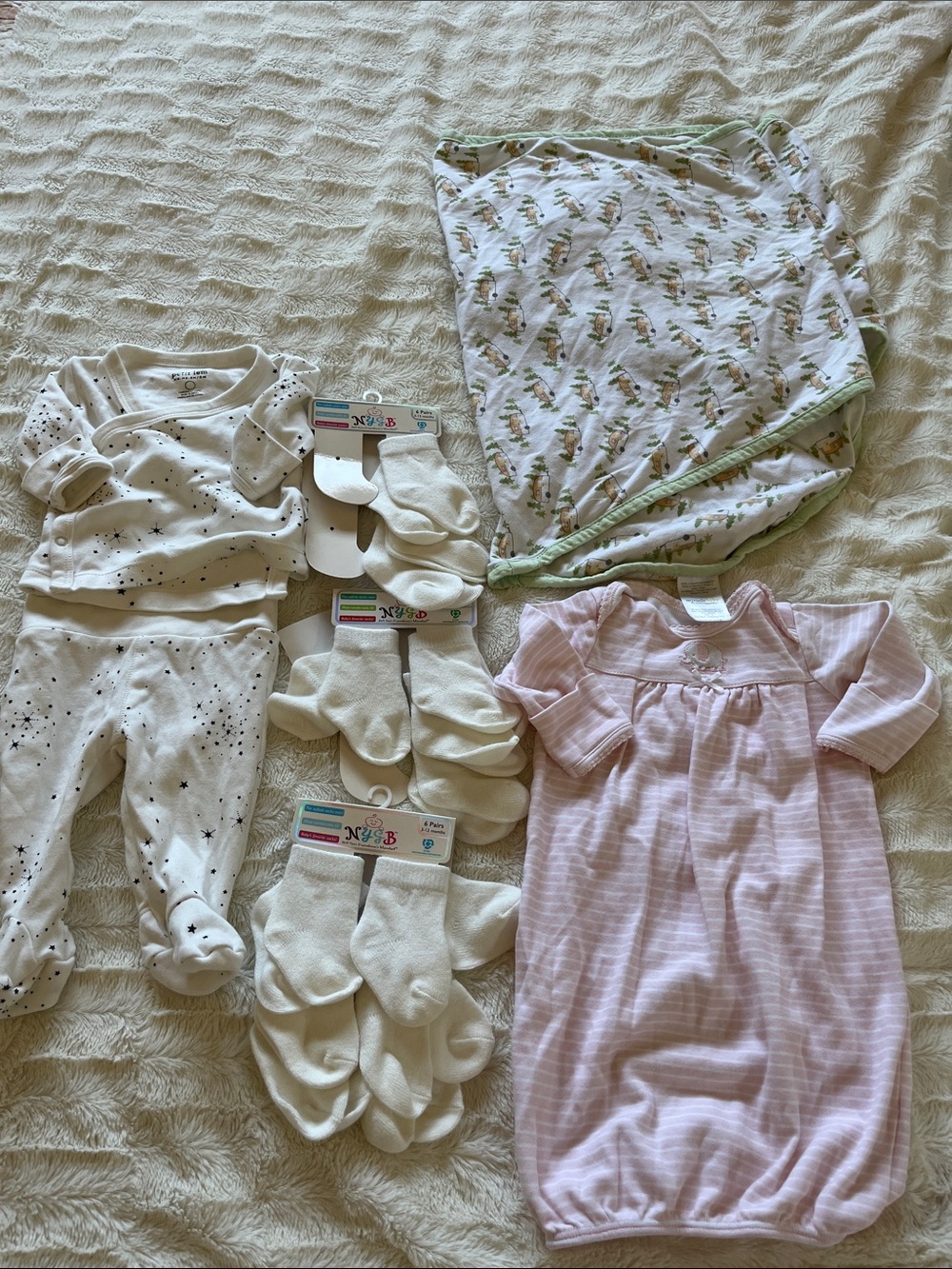 Lot of Baby New  clothes 0–to 3 M &  A Washed  swaddle